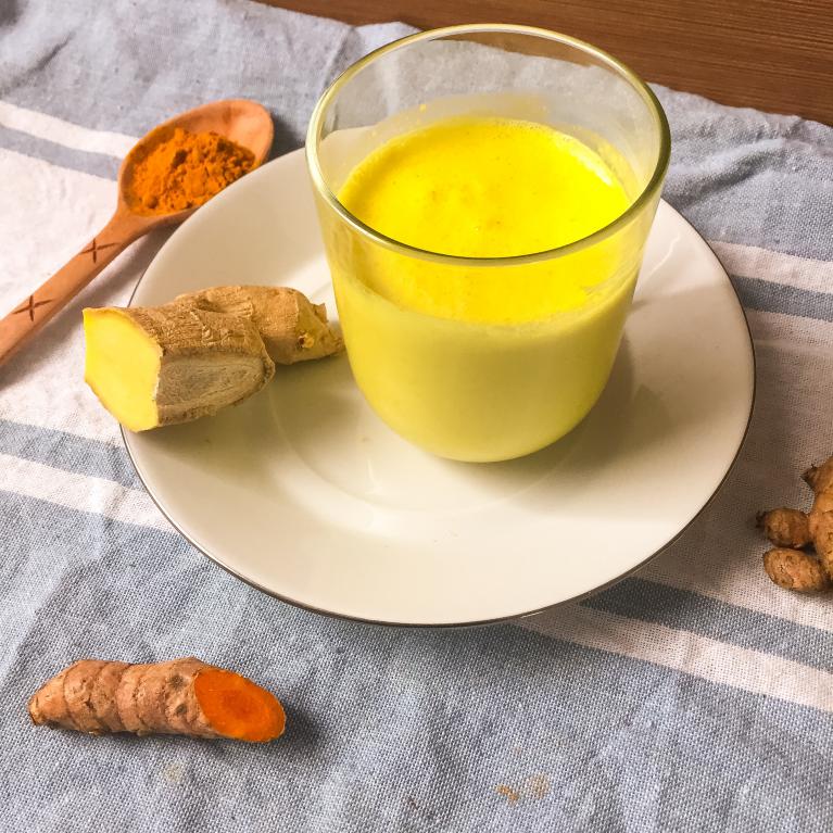 Golden latte au curcuma